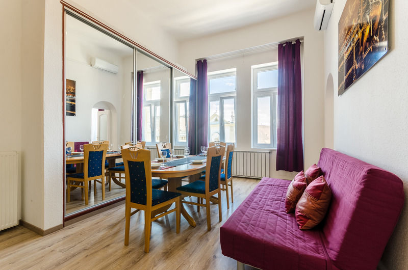 Like Home - City Center - Style Apartment Budapeste Exterior foto