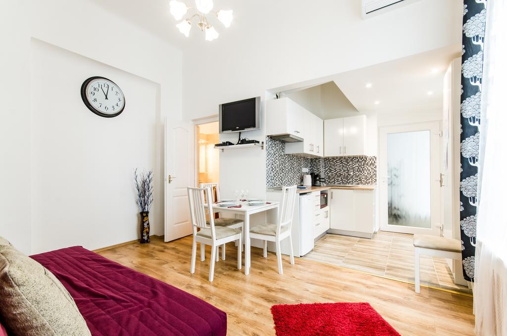 Like Home - City Center - Style Apartment Budapeste Exterior foto