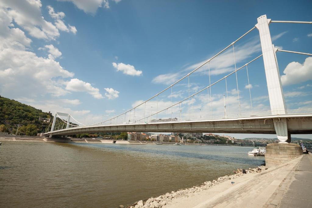 Like Home - City Center - Style Apartment Budapeste Exterior foto