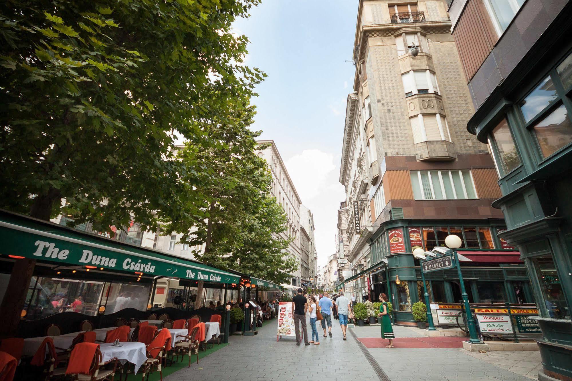 Like Home - City Center - Style Apartment Budapeste Exterior foto