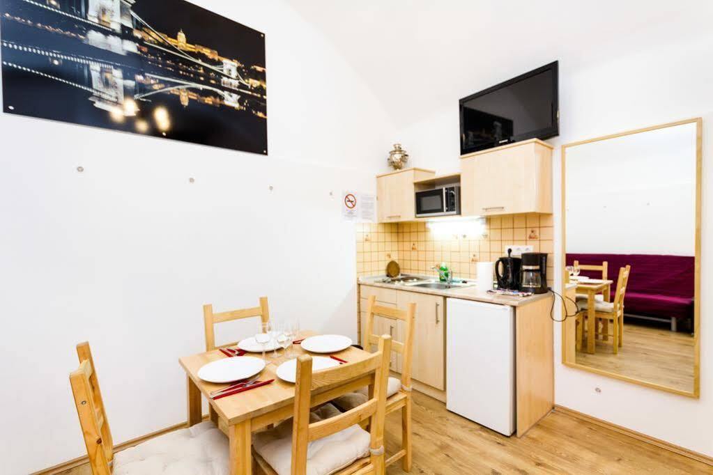 Like Home - City Center - Style Apartment Budapeste Exterior foto