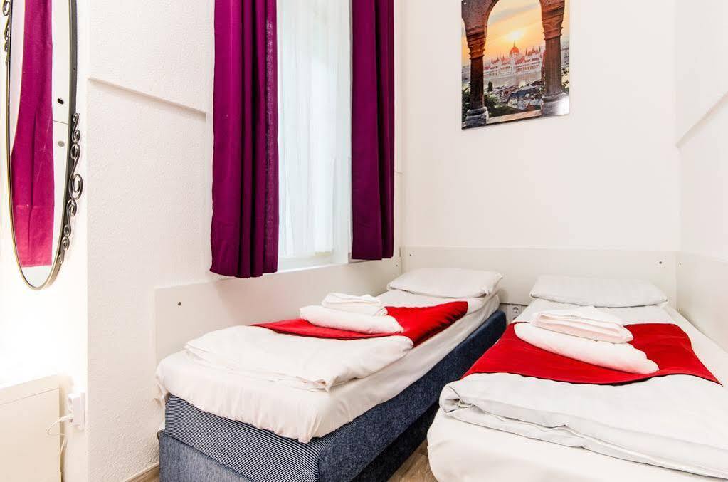 Like Home - City Center - Style Apartment Budapeste Exterior foto